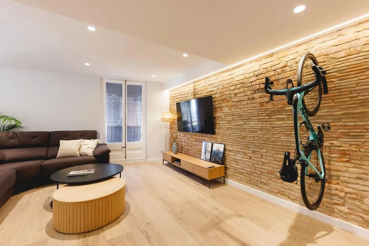 Bravissimo Cort Reial Duplex, Spacious With 3 Bedrooms Girona Apartment
