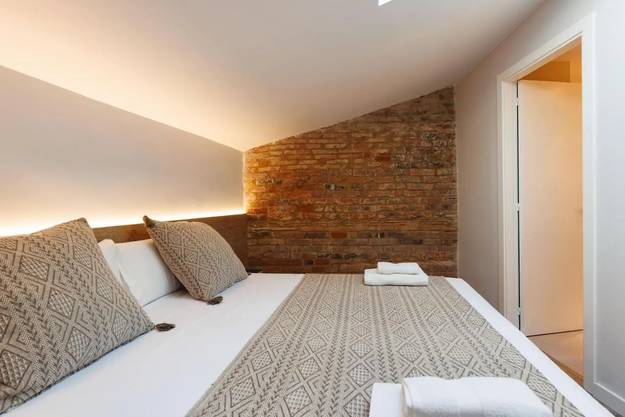 Bravissimo Cort Reial Duplex, Spacious With 3 Bedrooms Girona Apartment